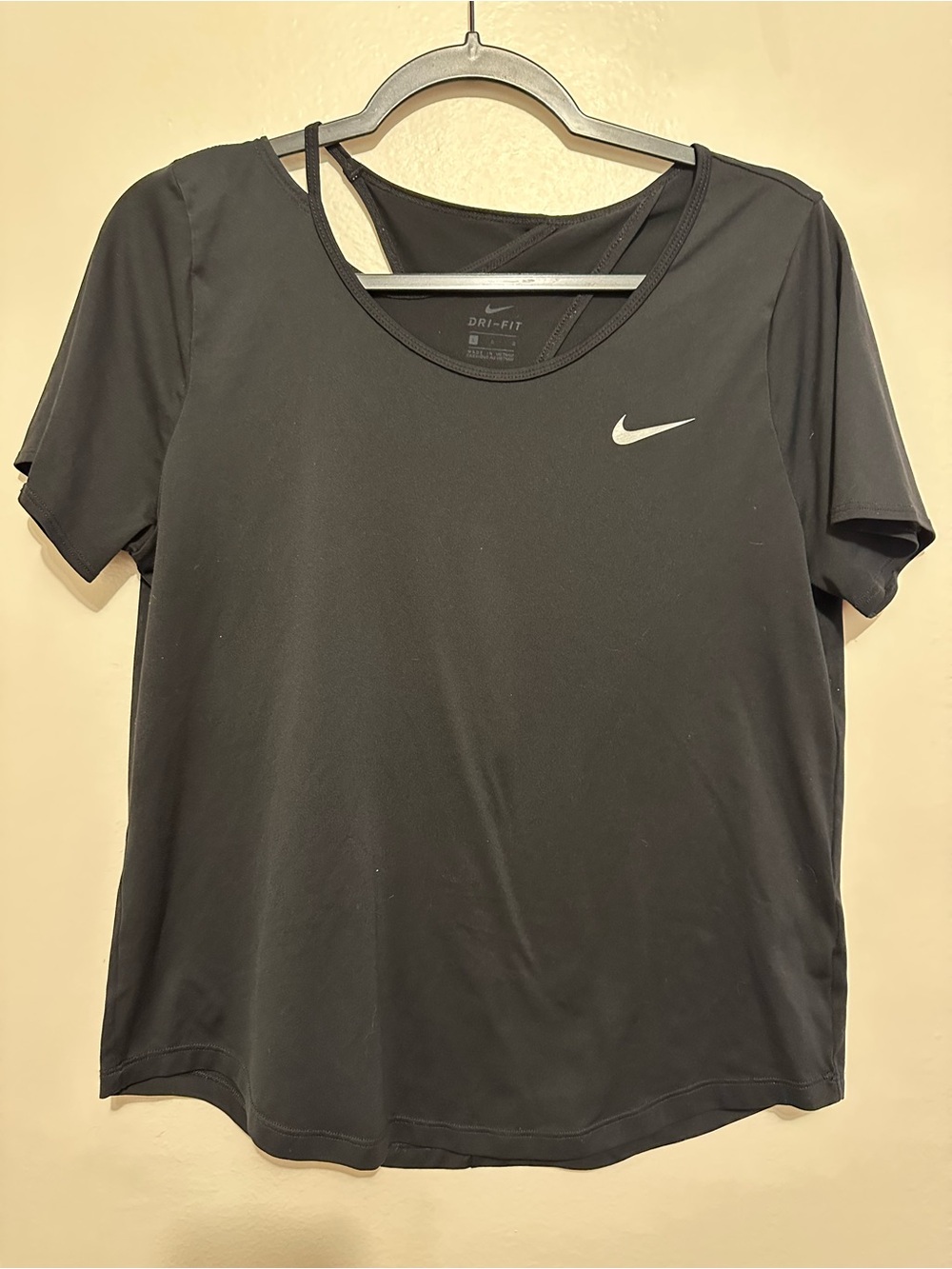 Nike Dri-FIT Women's Black Short Sleeve Athletic Gym Top
